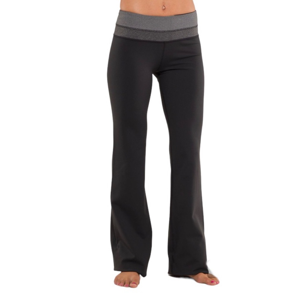 LULULEMON Original Hip Pant in Heathered Black - Size 8 - rare / discounted
